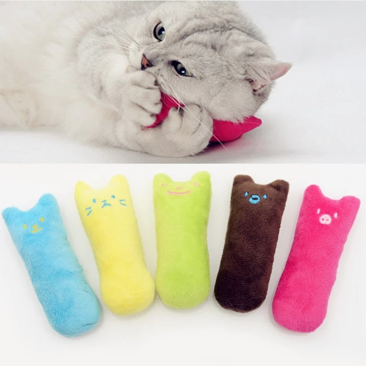 Keep Your Cats Happy and Entertained with the Rustling Sound Catnip Toy